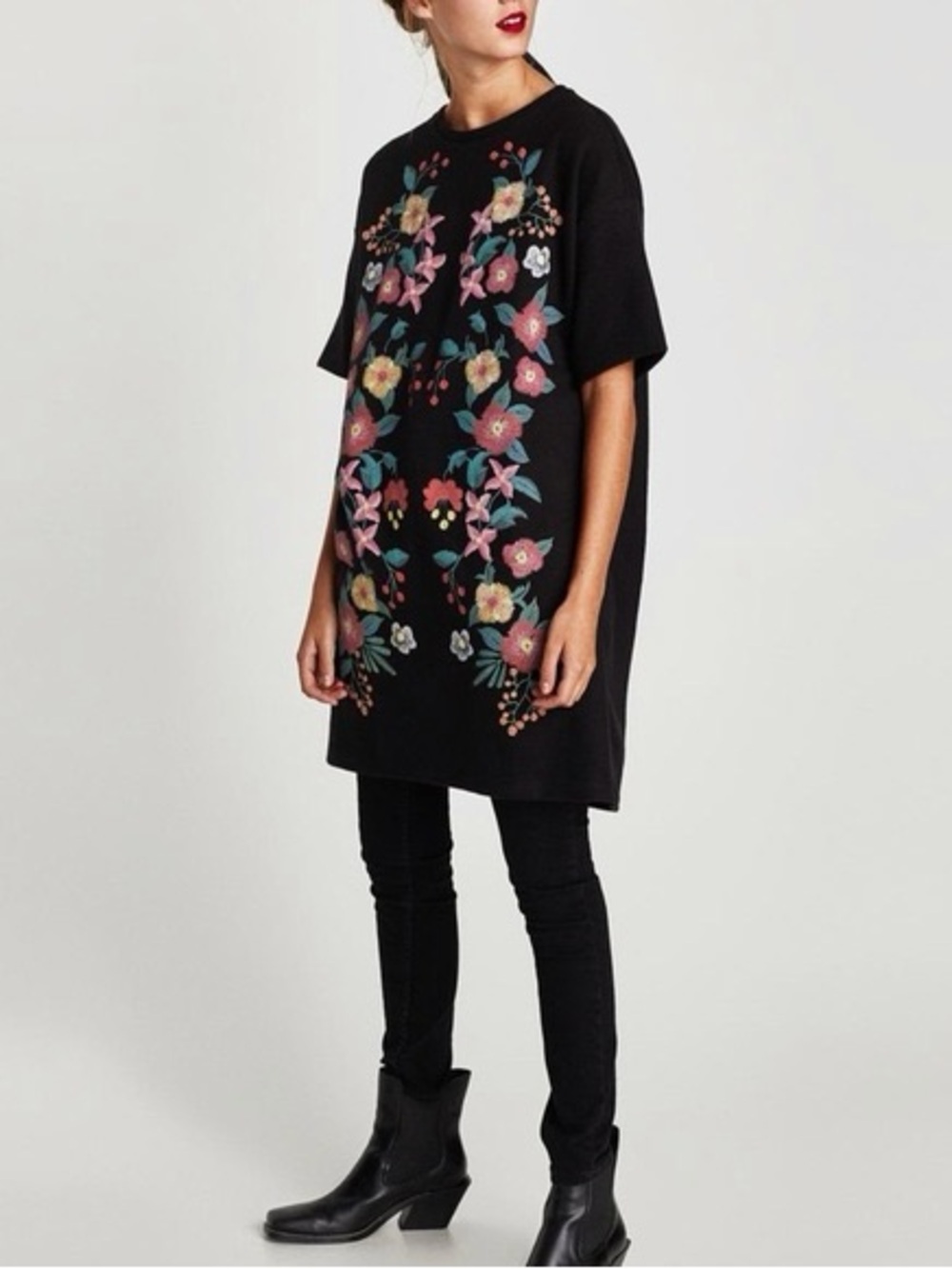 Zara Trafulac Black Embroidered Floral Tunic Dress